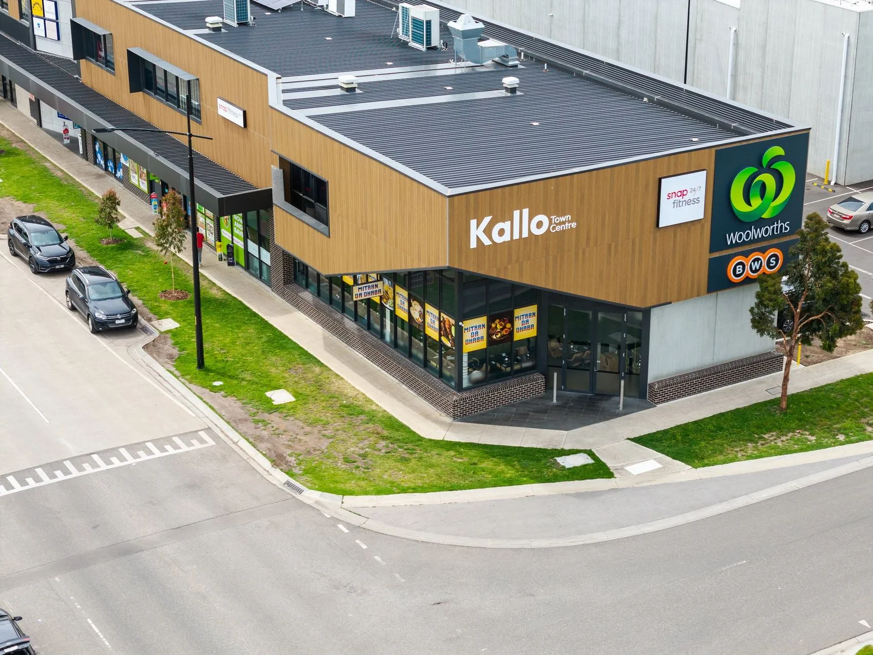 Aerial of a Melbourne retail centre shot by Strum Media